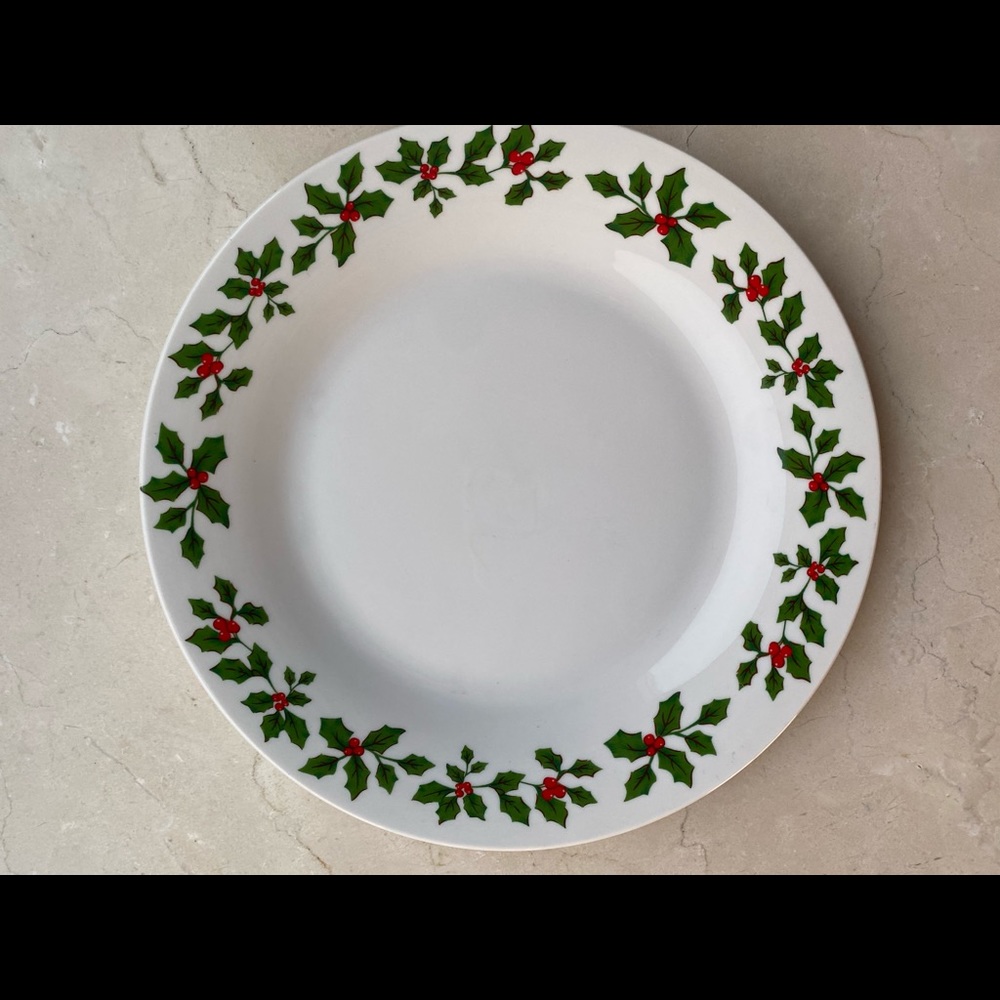 Royal Norfolk Serving Plate - Holiday Collection